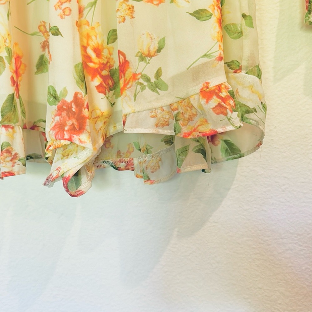 Floral Wrap Romper - Picture 4 of 6